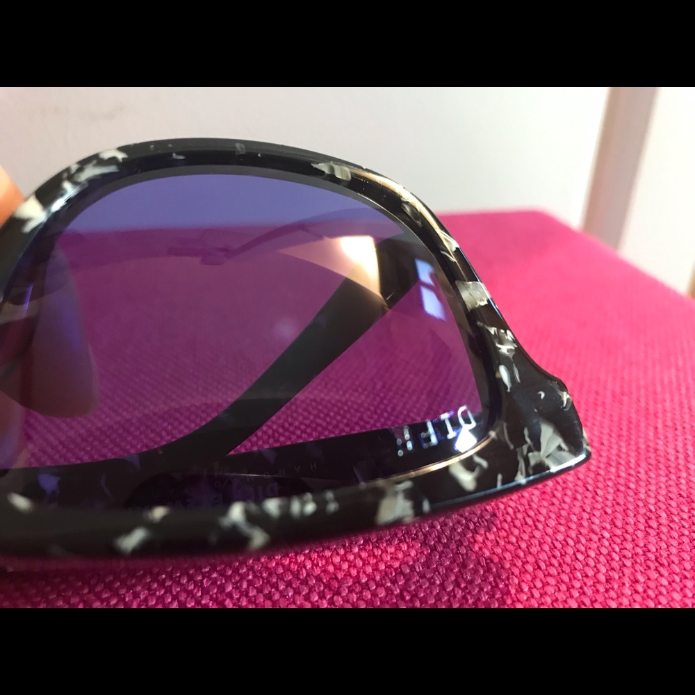 Diff Riley Sunglasses - Picture 4 of 8